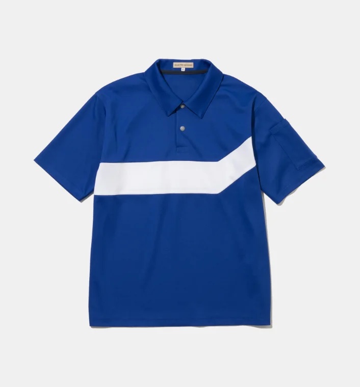 ブルーとホワイトの作業服の写真